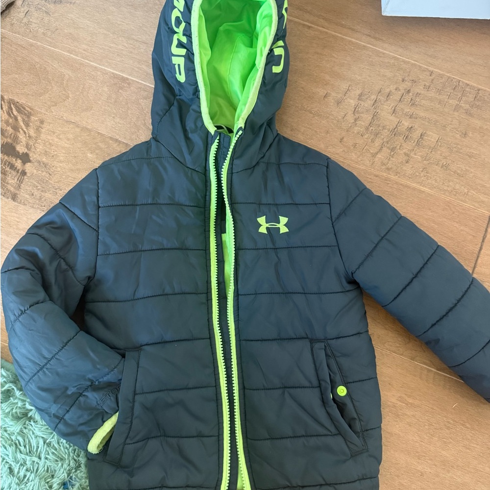 Under Armour Kids Cold Gear Puffer Jacket - 4T - Navy and Lime Green
